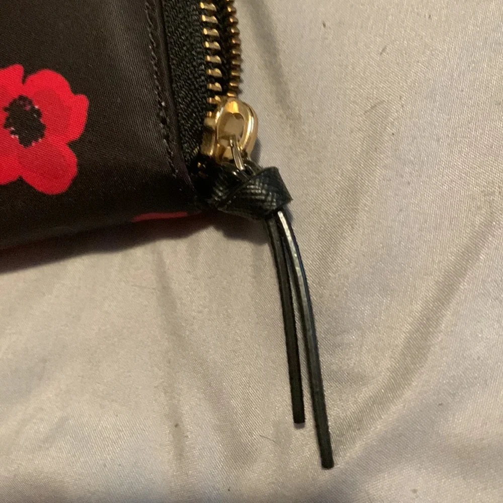 Kate Spade Black and Red Floral Wallet - Picture 7 of 8